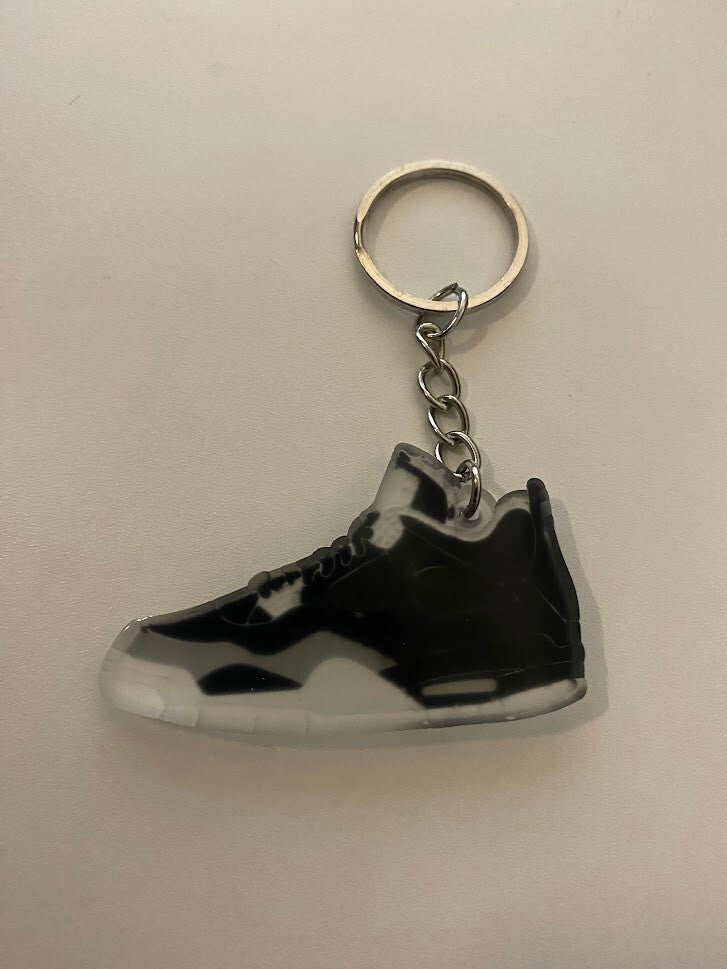 AIR JORDAN 4 RETRO-(FEAR PACK)-2D SNEAKER KEYCHAIN