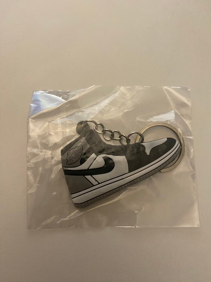 AIR JORDAN 1 RETRO-(BARONS)-2D SNEAKER KEYCHAIN