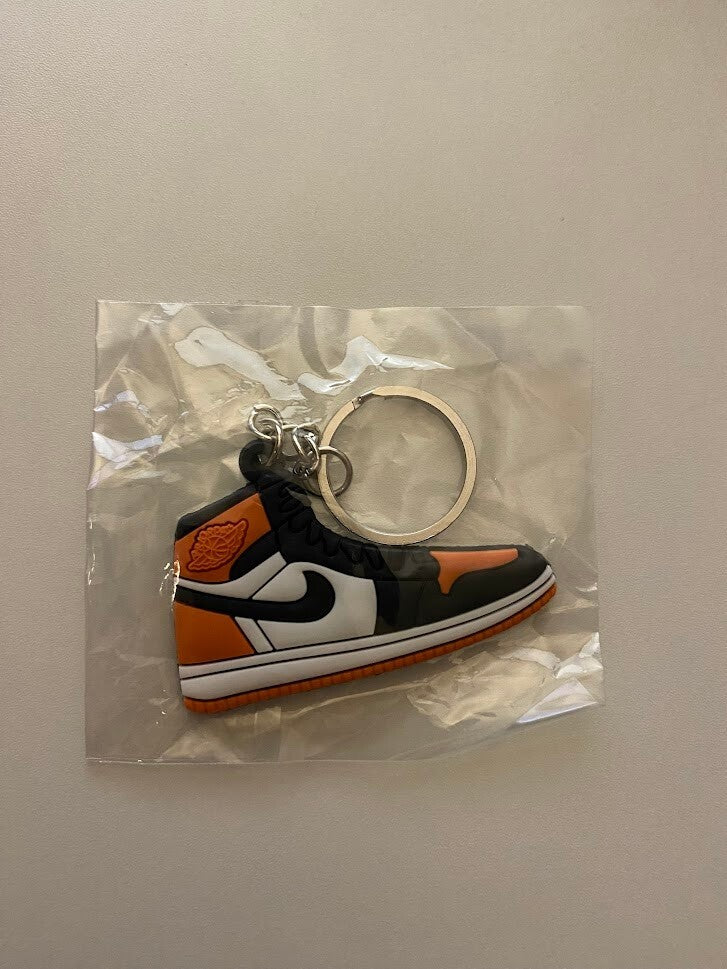 AIR JORDAN 1 RETRO-(SHATTERED BACKBOARD)-2D SNEAKER KEYCHAIN