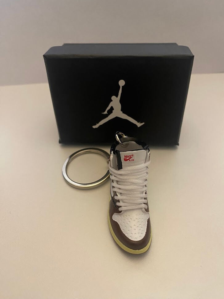 JORDAN 1 RETRO HIGH OG SP-(TRAVIS SCOTT MOCHA)-3D SNEAKER KEYCHAIN WITH BOX