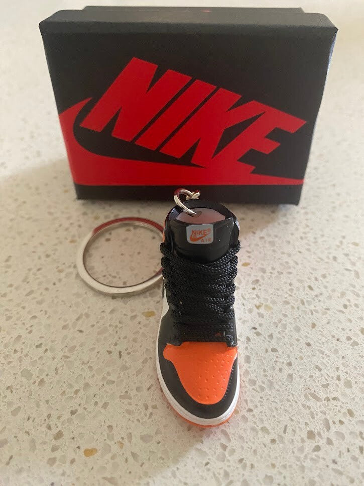 AIR JORDAN 1 RETRO-(SHATTERED BACKBOARD)-3D SNEAKER KEYCHAIN WITH BOX