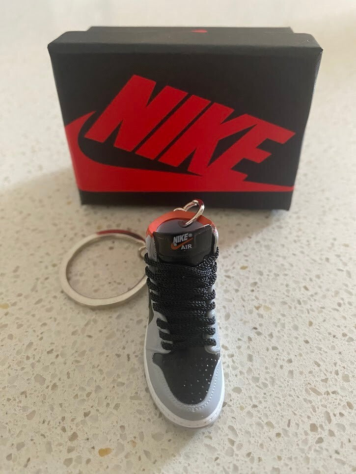 AIR JORDAN 1 RETRO HIGH-(NEUTRAL GREY HYPER CRIMSON)-3D KEYCHAIN WITH BOX