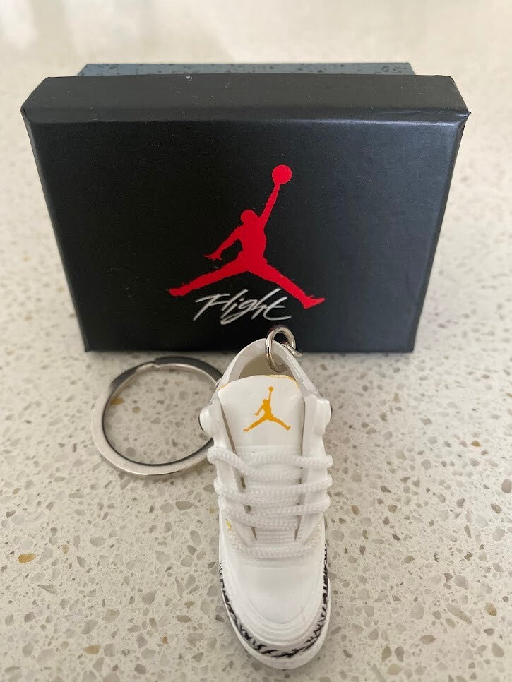 AIR JORDAN 3 RETRO-(LASER ORANGE)-1/6 SCALE 3D SNEAKER KEYCHAIN WITH BOX