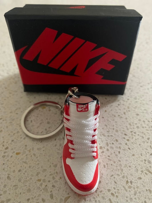 NIKE AIR JORDAN 1 RETRO HIGH OG-(CHICAGO LOST AND FOUND )-3D KEYCHAIN WITH BOX