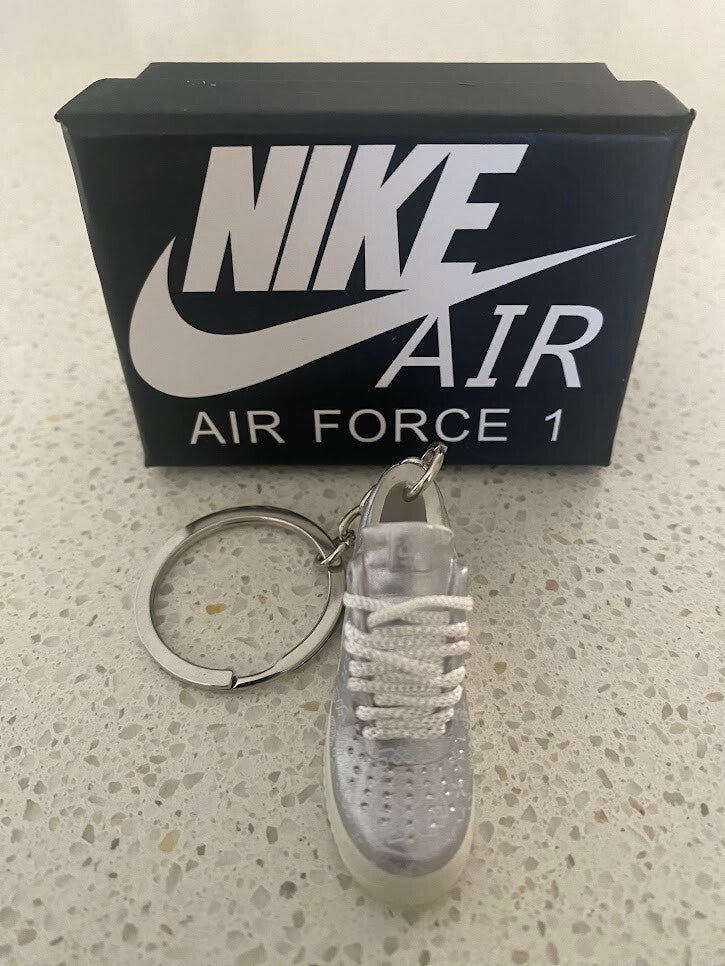 NIKE AIR FORCE 1 LOW-(CLOT 1WORLD)-3D SNEAKER KEYCHAIN WITH BOX