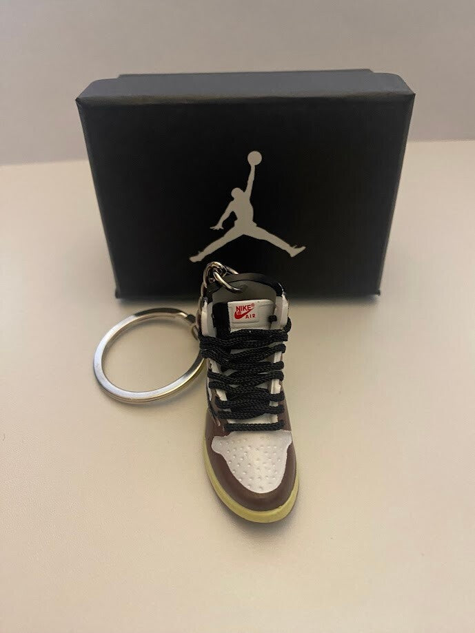 JORDAN 1 RETRO HIGH OG SP-(TRAVIS SCOTT MOCHA)-3D SNEAKER KEYCHAIN WITH BOX