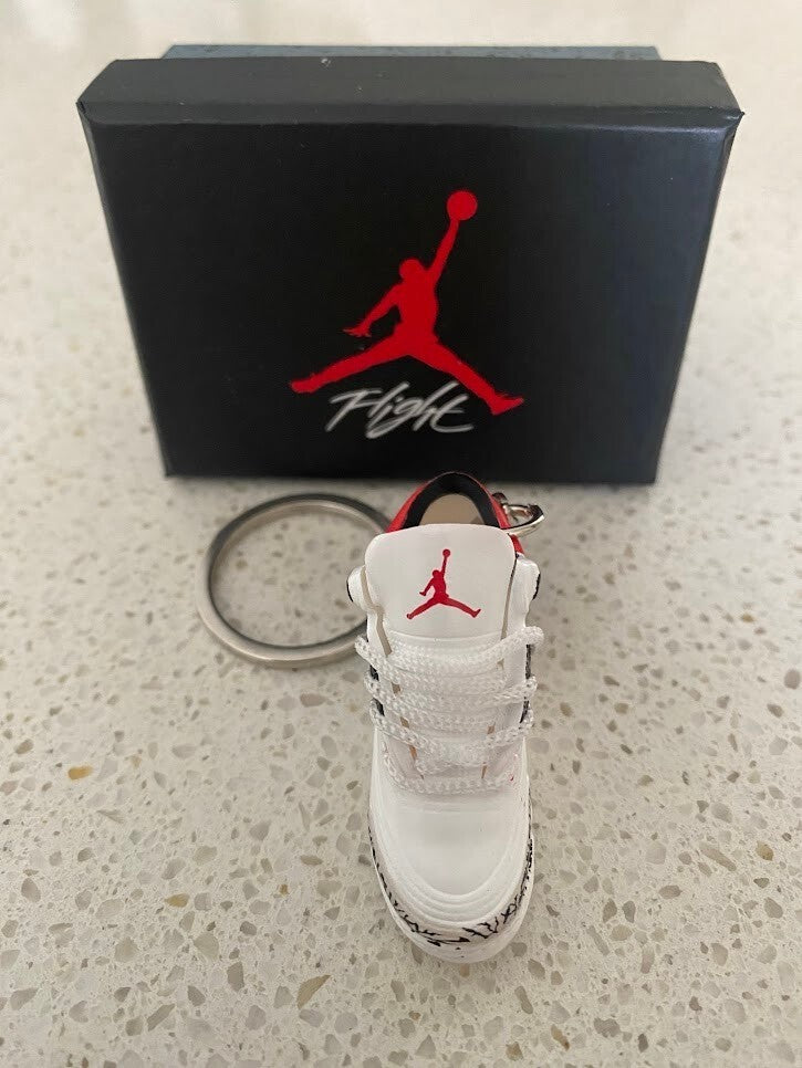 AIR JORDAN 3 RETRO-(SE FIRE RED DENIM)-1/6 SCALE 3D SNEAKER KEYCHAIN WITH BOX