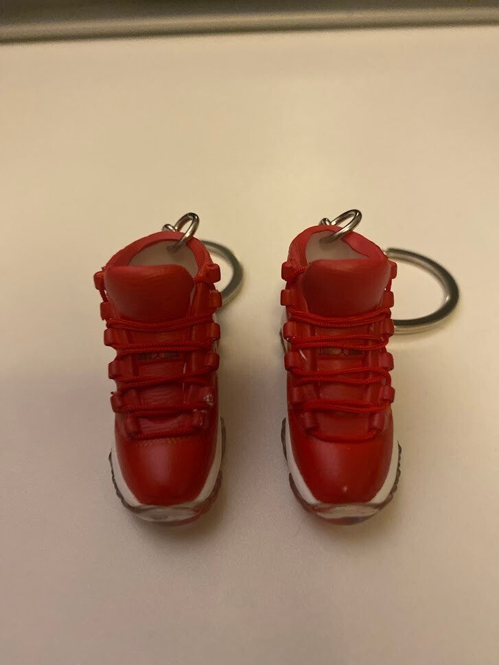 AIR JORDAN 11 RETRO-(WIN LIKE 96)-1/6 SCALE 3D SNEAKERS KEYCHAIN SET WITH BOX
