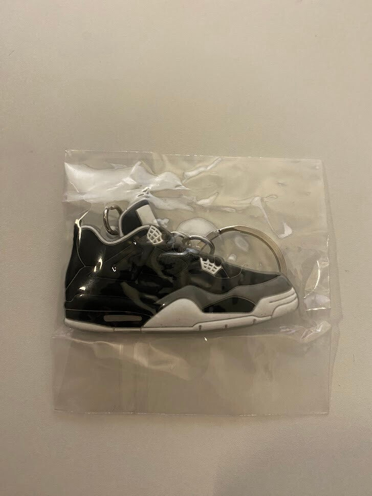 AIR JORDAN 4 RETRO-(FEAR PACK)-2D SNEAKER KEYCHAIN
