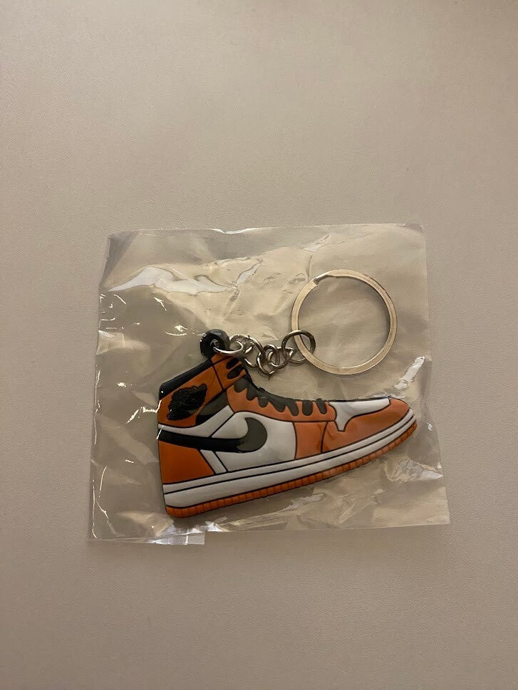 AIR JORDAN 1 RETRO-(REVERSE SHATTERED BACKBOARD)-2D SNEAKER KEYCHAIN