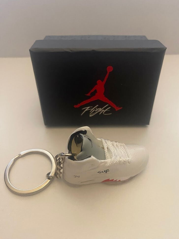 AIR JORDAN 5 RETRO-(SUPREME WHITE)-1/6 SCALE 3D SNEAKER KEYCHAIN WITH BOX