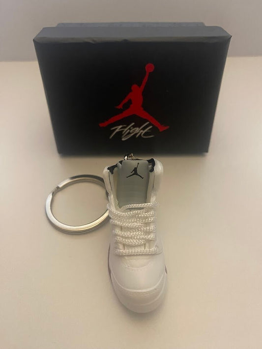 AIR JORDAN 5 RETRO-(SUPREME WHITE)-1/6 SCALE 3D SNEAKER KEYCHAIN WITH BOX