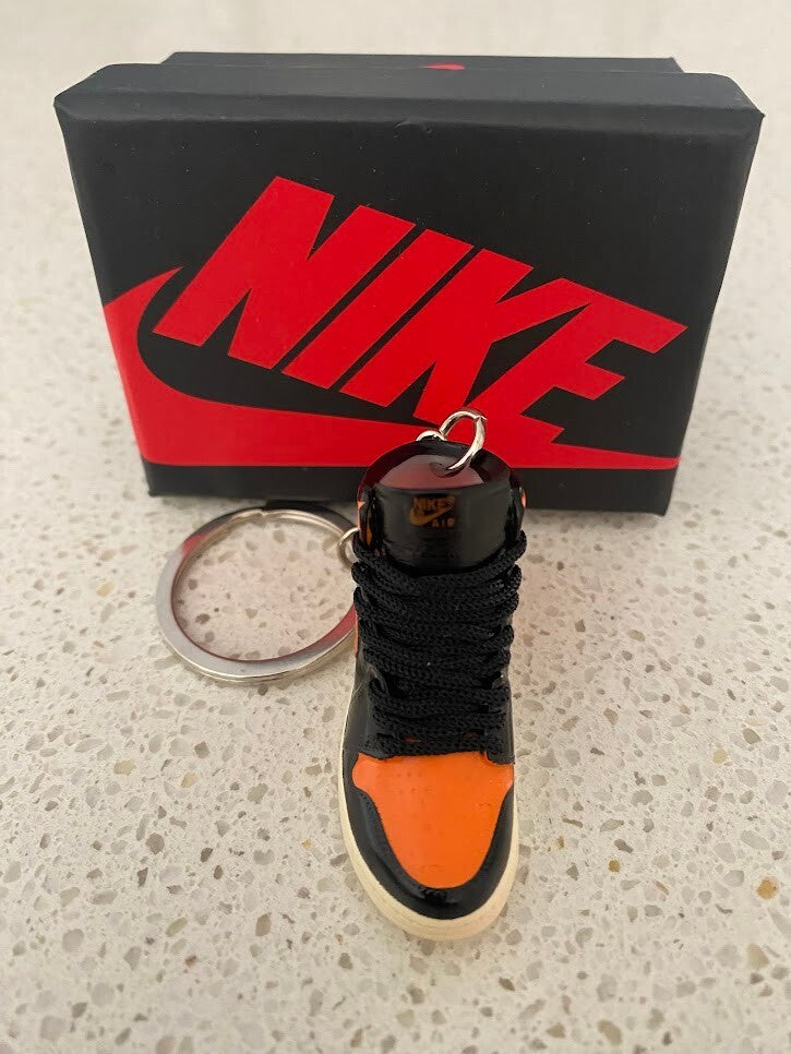 NIKE AIR JORDAN 1 RETRO HIGH-(SHATTERED BACKBOARD 3.0)-3D KEYCHAIN WITH BOX