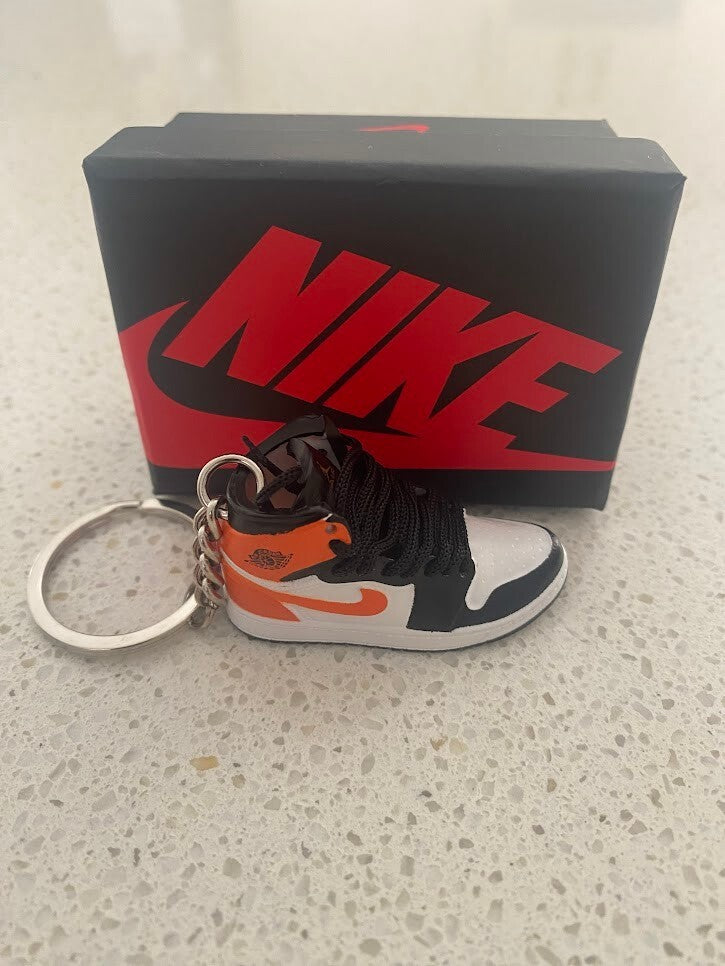 NIKE AIR JORDAN 1 MID-(SHATTERED BACKBOARD)-3D SNEAKER KEYCHAIN WITH BOX