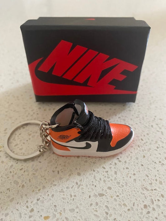 AIR JORDAN 1 RETRO-(SHATTERED BACKBOARD)-3D SNEAKER KEYCHAIN WITH BOX