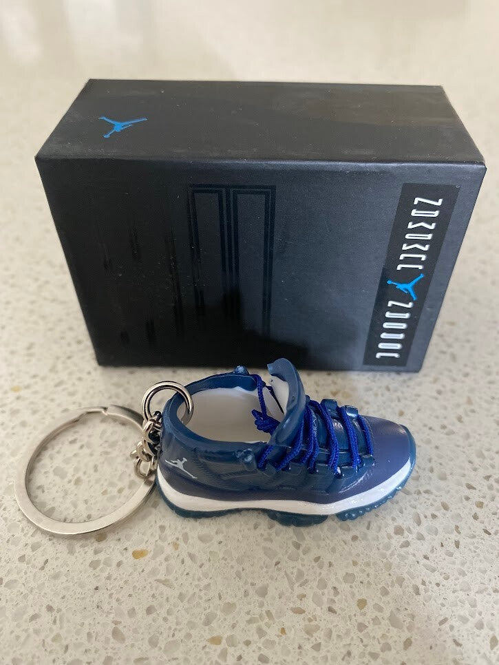 AIR JORDAN 11 RETRO-(MIDNIGHT NAVY)-1/6 SCALE 3D SNEAKER KEYCHAIN WITH BOX
