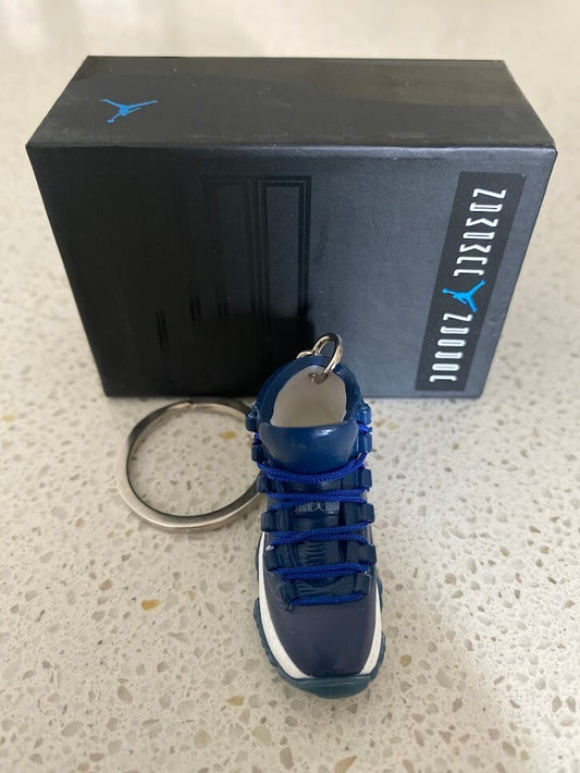 AIR JORDAN 11 RETRO-(MIDNIGHT NAVY)-1/6 SCALE 3D SNEAKER KEYCHAIN WITH BOX