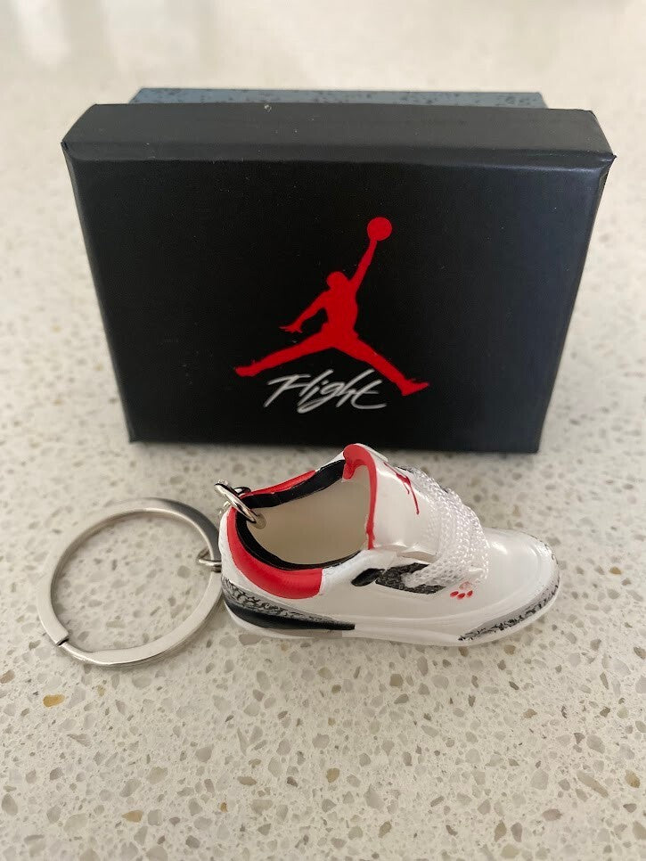AIR JORDAN 3 RETRO-(SE FIRE RED DENIM)-1/6 SCALE 3D SNEAKER KEYCHAIN WITH BOX