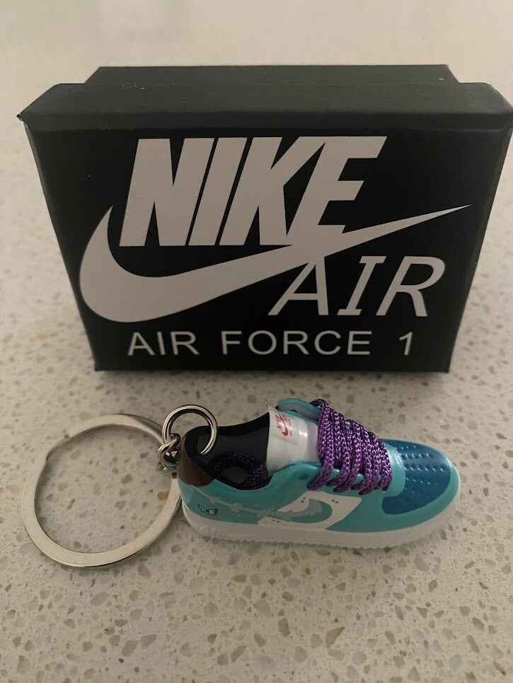 NIKE AIR FORCE 1-3D SNEAKER KEYCHAIN WITH BOX