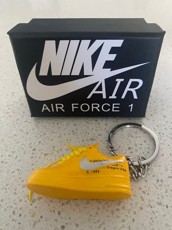 NIKE AIR FORCE 1 LOW OFF-WHITE-(ICA UNI GOLD)-3D SNEAKER KEYCHAIN WITH BOX