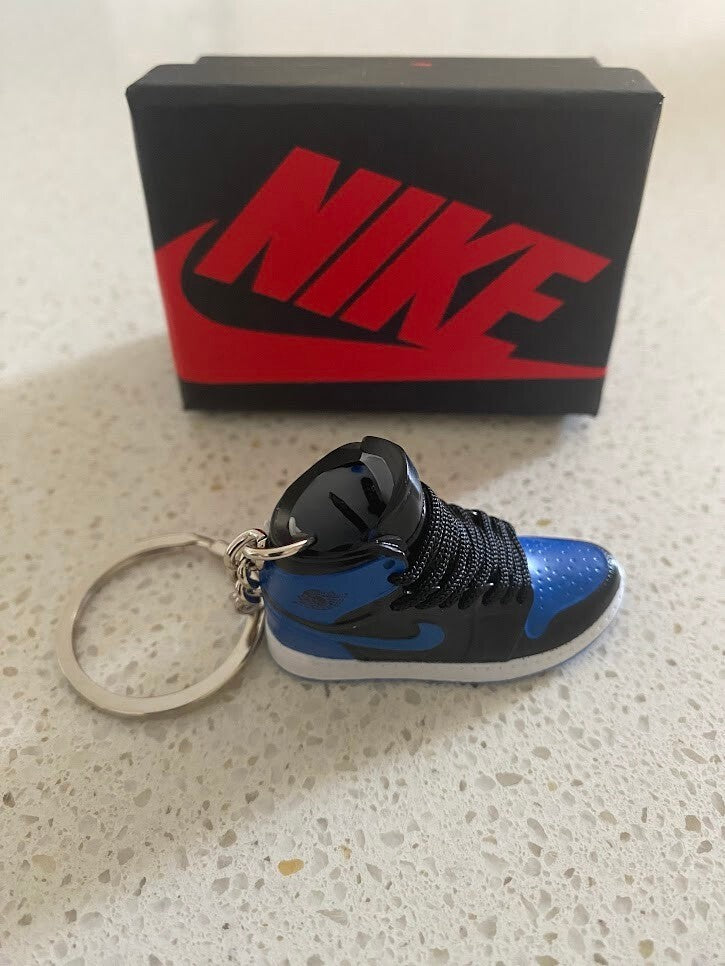 NIKE AIR JORDAN 1 RETRO-(ROYAL)-3D SNEAKER KEYCHAIN WITH BOX