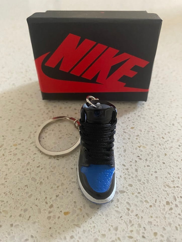 NIKE AIR JORDAN 1 RETRO-(ROYAL)-3D SNEAKER KEYCHAIN WITH BOX