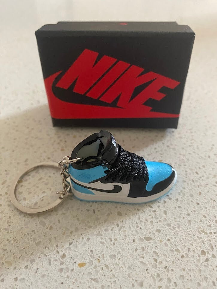 NIKE AIR JORDAN 1 RETRO HIGH OG-(UNC TOE)-3D SNEAKER KEYCHAIN WITH BOX