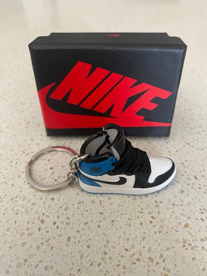 NIKE AIR JORDAN 1 RETRO HIGH-(FRAGMENT)-3D SNEAKER KEYCHAIN WITH BOX