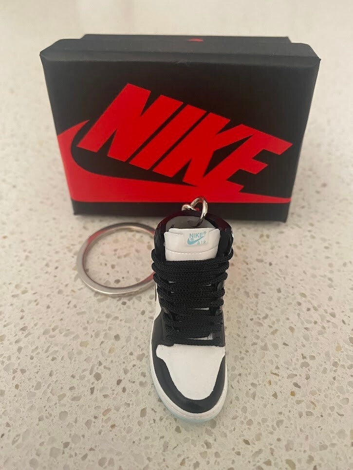 NIKE AIR JORDAN 1 RETRO HIGH-(IGLOO)-3D SNEAKER KEYCHAIN WITH BOX