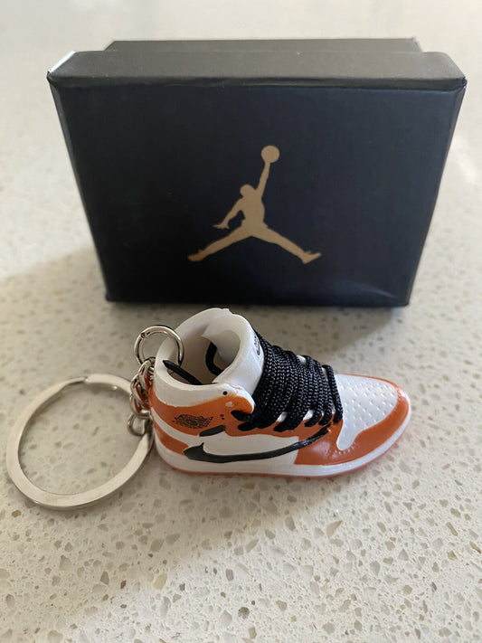 JORDAN 1 RETRO HIGH OG SP-(TRAVIS SCOTT)-3D SNEAKER KEYCHAIN WITH BOX