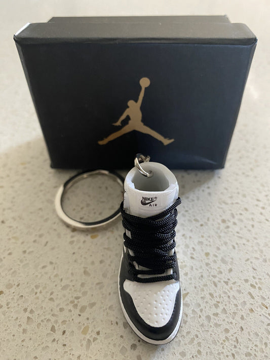 JORDAN 1 RETRO HIGH OG SP-(TRAVIS SCOTT)-3D SNEAKER KEYCHAIN WITH BOX