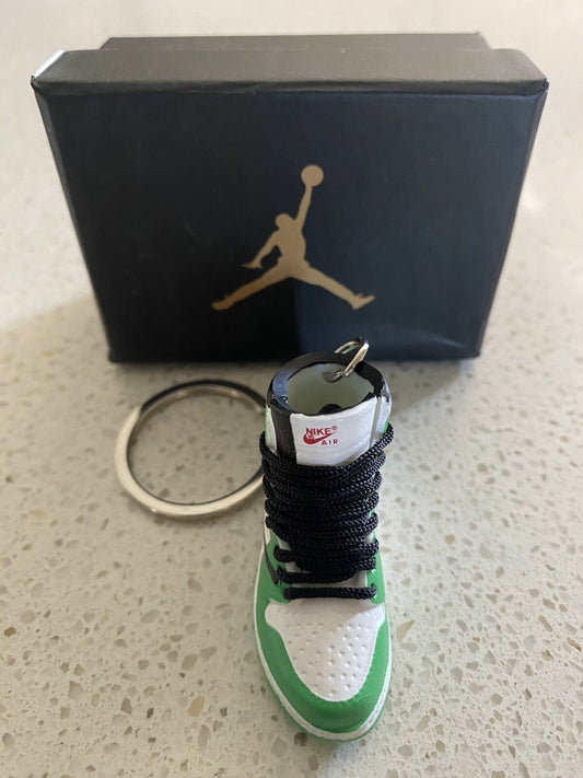 JORDAN 1 RETRO HIGH OG SP-(TRAVIS SCOTT)-3D SNEAKER KEYCHAIN WITH BOX