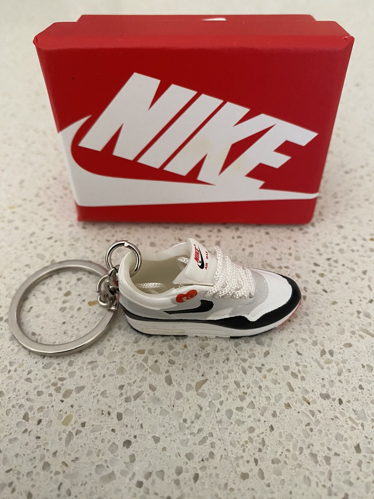 NIKE AIR MAX 1 86 OG-(OBSIDIAN)-3D SNEAKER KEYCHAIN WITH BOX