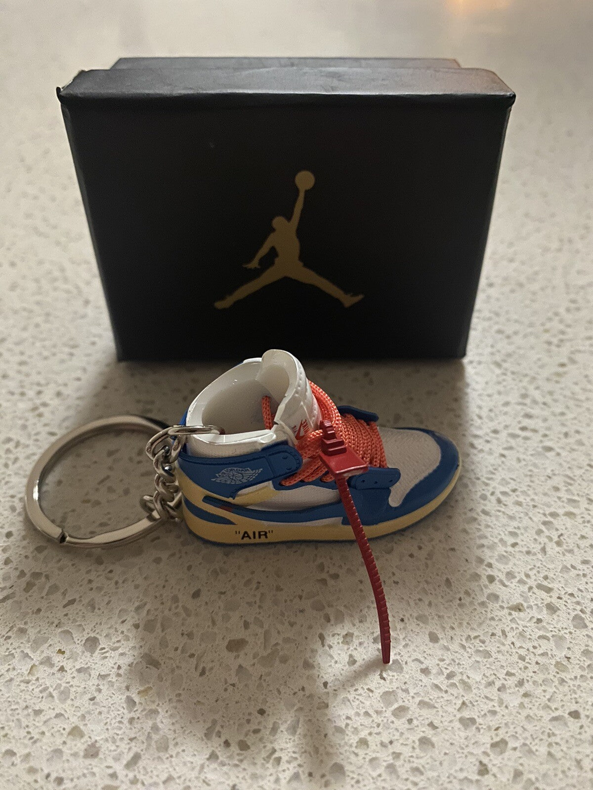 JORDAN 1 RETRO HIGH OFF-WHITE-(UNIVERSITY BLUE)-3D SNEAKER KEYCHAIN WITH BOX