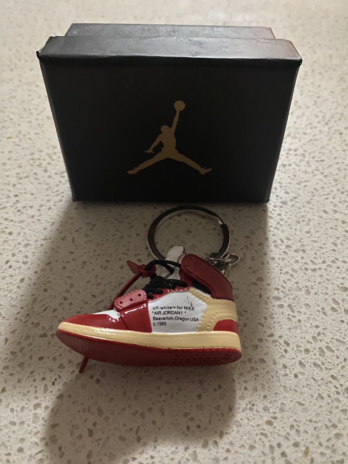 JORDAN 1 RETRO HIGH OFF-WHITE-(CHICAGO)-3D SNEAKER KEYCHAIN WITH BOX