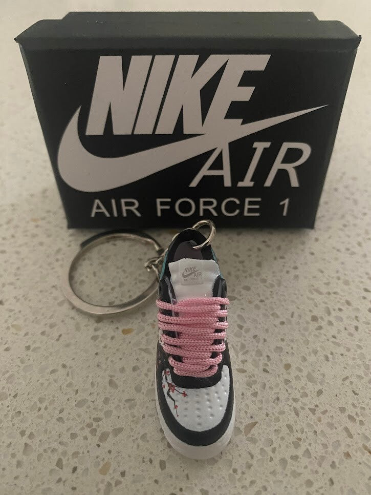 NIKE AIR FORCE 1-3D SNEAKER KEYCHAIN WITH BOX