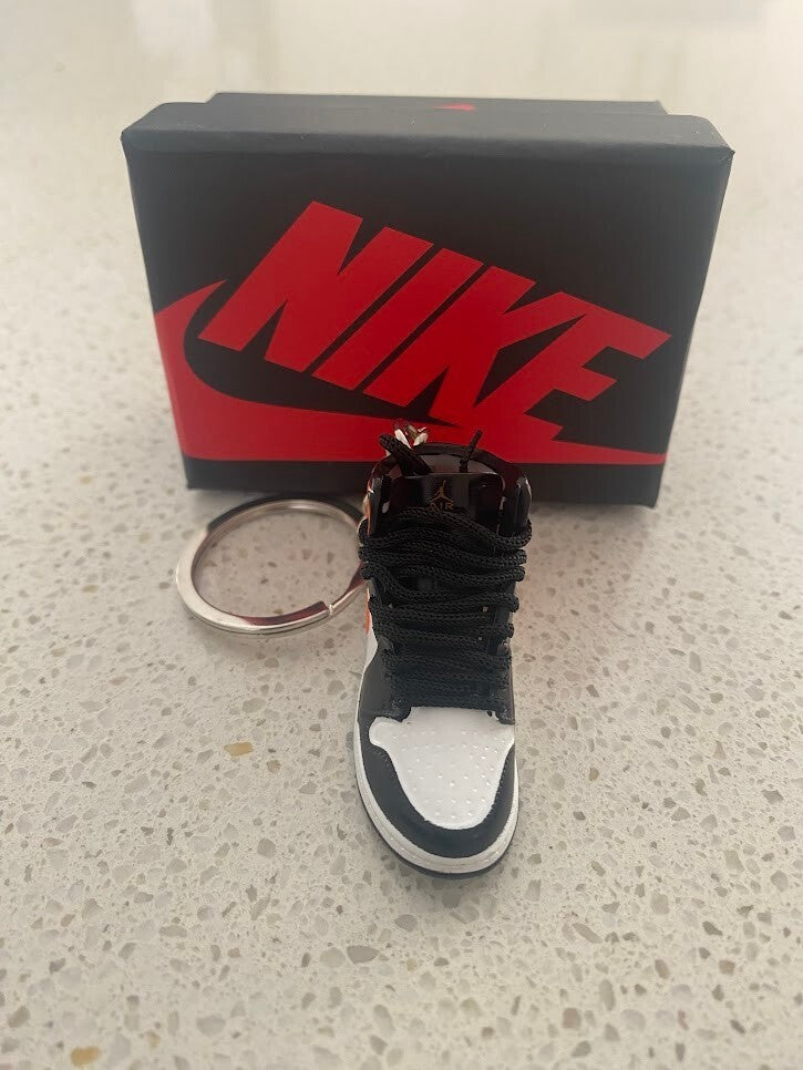 NIKE AIR JORDAN 1 MID-(SHATTERED BACKBOARD)-3D SNEAKER KEYCHAIN WITH BOX