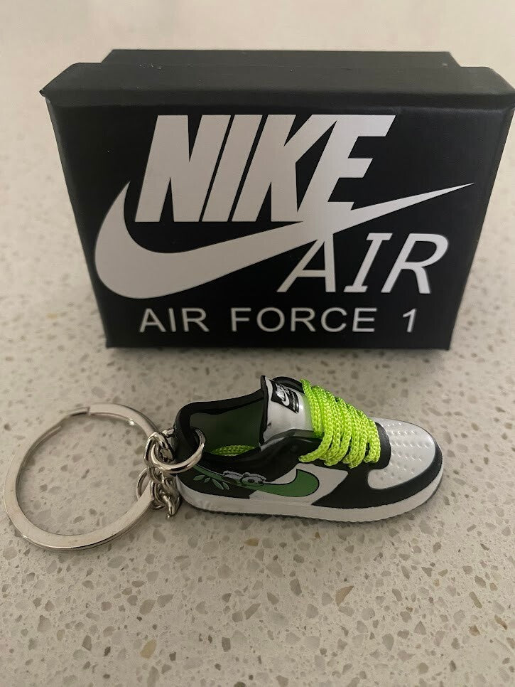 NIKE AIR FORCE 1-3D SNEAKER KEYCHAIN WITH BOX