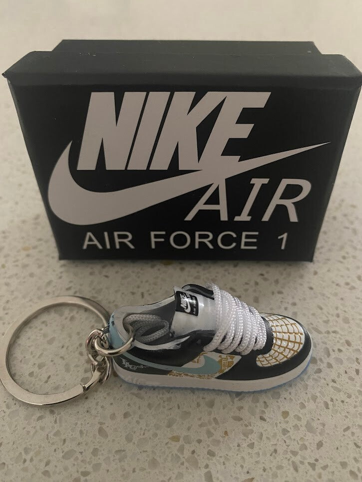 NIKE AIR FORCE 1-3D SNEAKER KEYCHAIN WITH BOX
