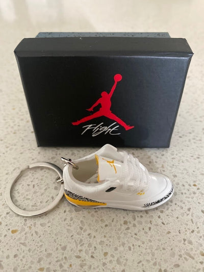 AIR JORDAN 3 RETRO-(LASER ORANGE)-1/6 SCALE 3D SNEAKER KEYCHAIN WITH BOX